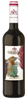 Garamvári Premium Esti-kék | Hongarije | gemaakt van de druiven Cabernet Sauvignon en Merlot